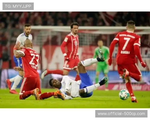 拜仁客场2-1胜埃因霍温，凯恩替补制胜球锁定直接晋级